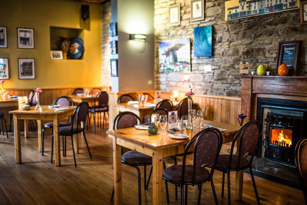 Byrnes Wine Dine Stay Ennistimon Zewnętrze zdjęcie