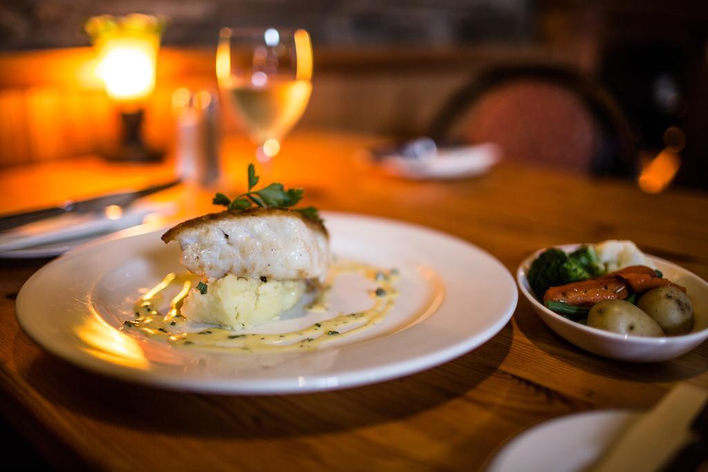 Byrnes Wine Dine Stay Ennistimon Zewnętrze zdjęcie